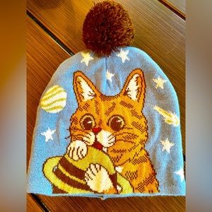 LIL BUB CAT BEANIE KNIT WINTER SKI HAT WITH POM POM. EXCELLENT CONDITION